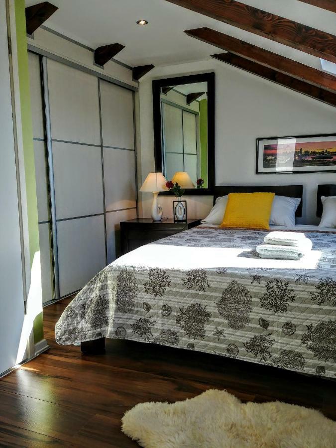 Beautiful 2 Bedroom 2 Bathroom Sea View, Free Parking ดูบรอฟนิก ภายนอก รูปภาพ