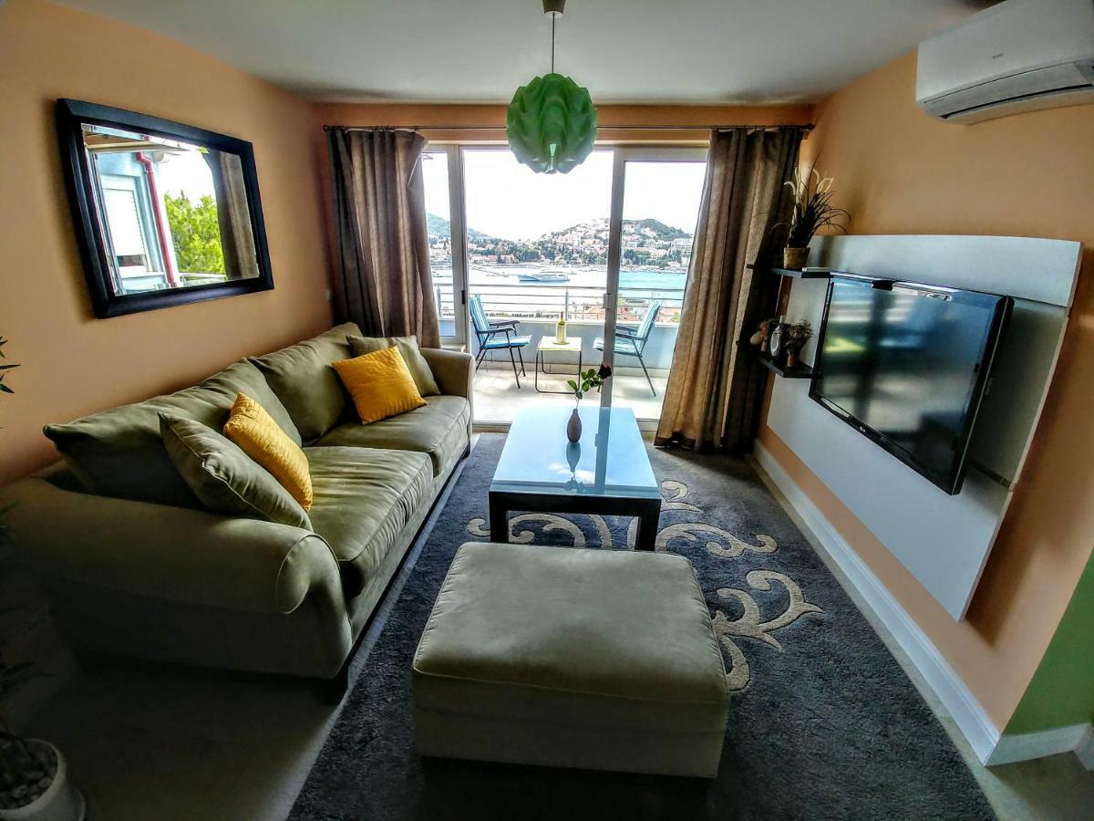 Beautiful 2 Bedroom 2 Bathroom Sea View, Free Parking ดูบรอฟนิก ภายนอก รูปภาพ